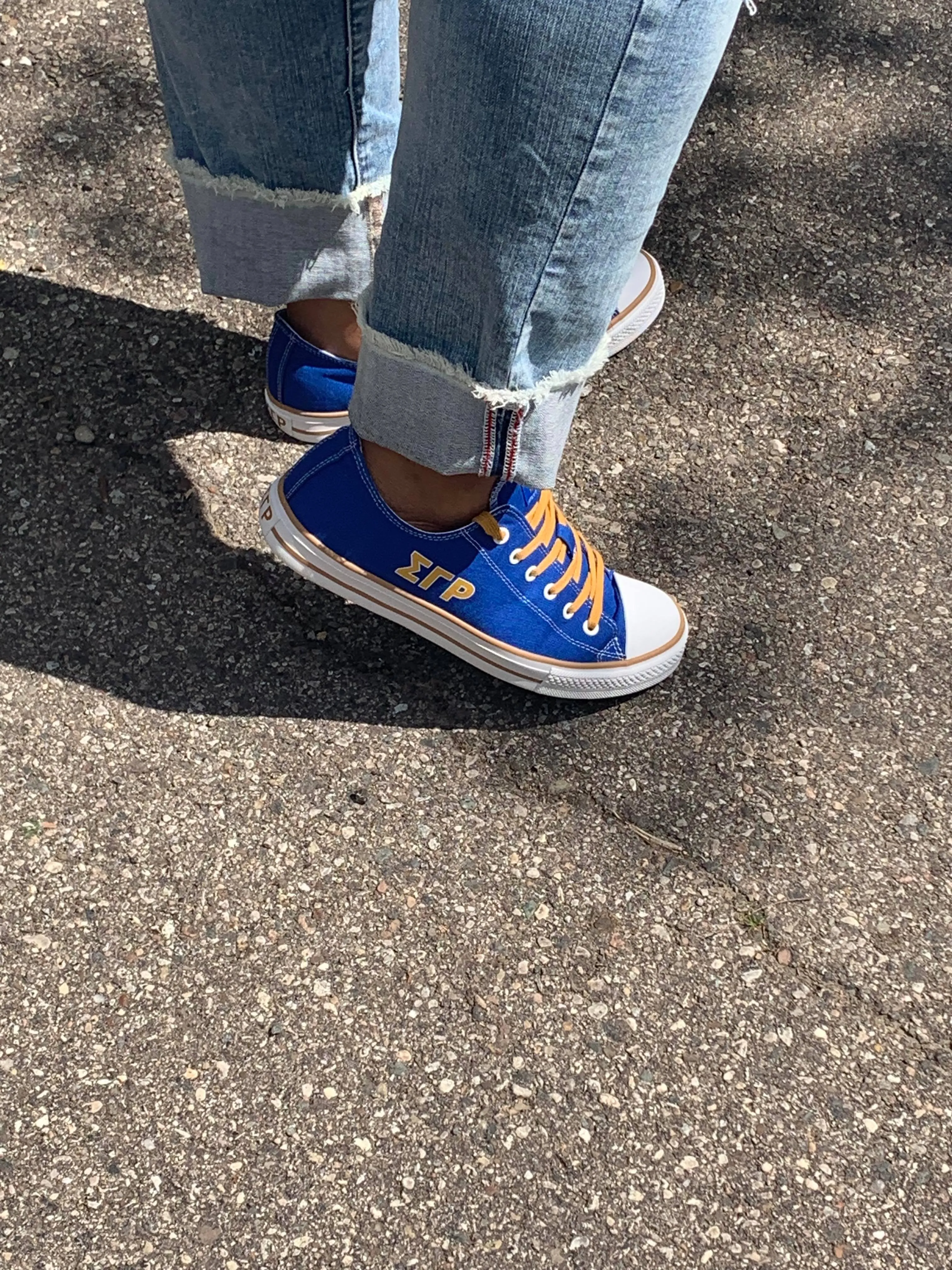 1922 Rhoyal Canvas Sneaker