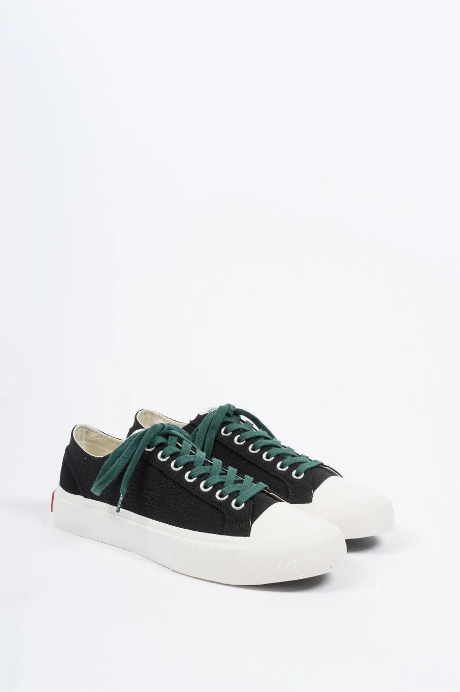 ARTICLE NUMBER 1007 LO TOP VULCANIZED SNEAKER BLACK SCHOELLER DYNATEC
