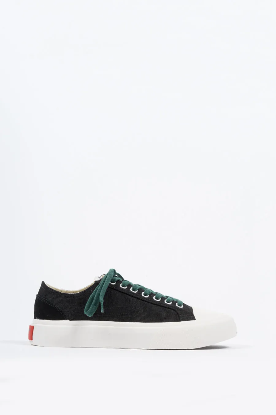 ARTICLE NUMBER 1007 LO TOP VULCANIZED SNEAKER BLACK SCHOELLER DYNATEC