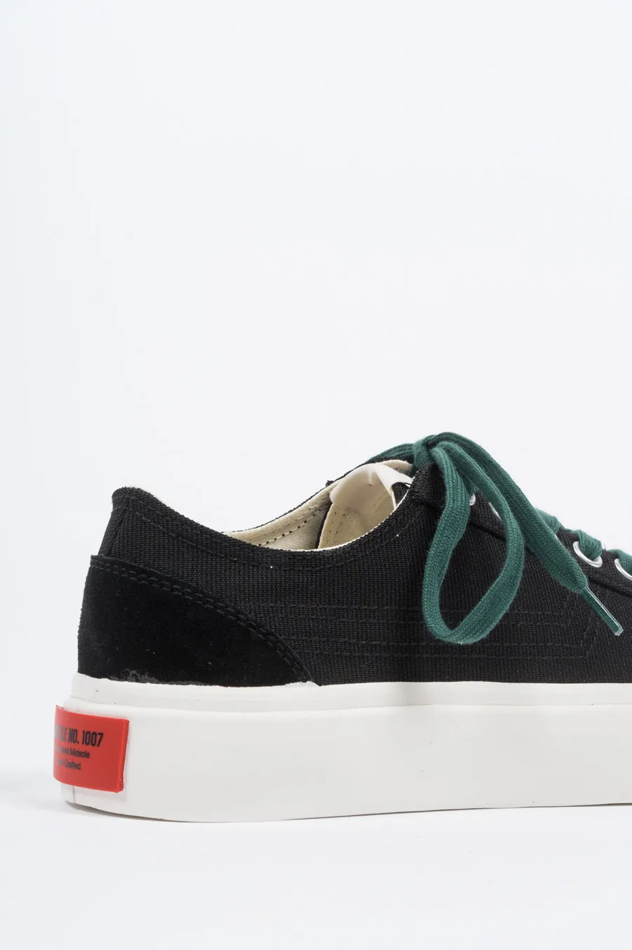 ARTICLE NUMBER 1007 LO TOP VULCANIZED SNEAKER BLACK SCHOELLER DYNATEC