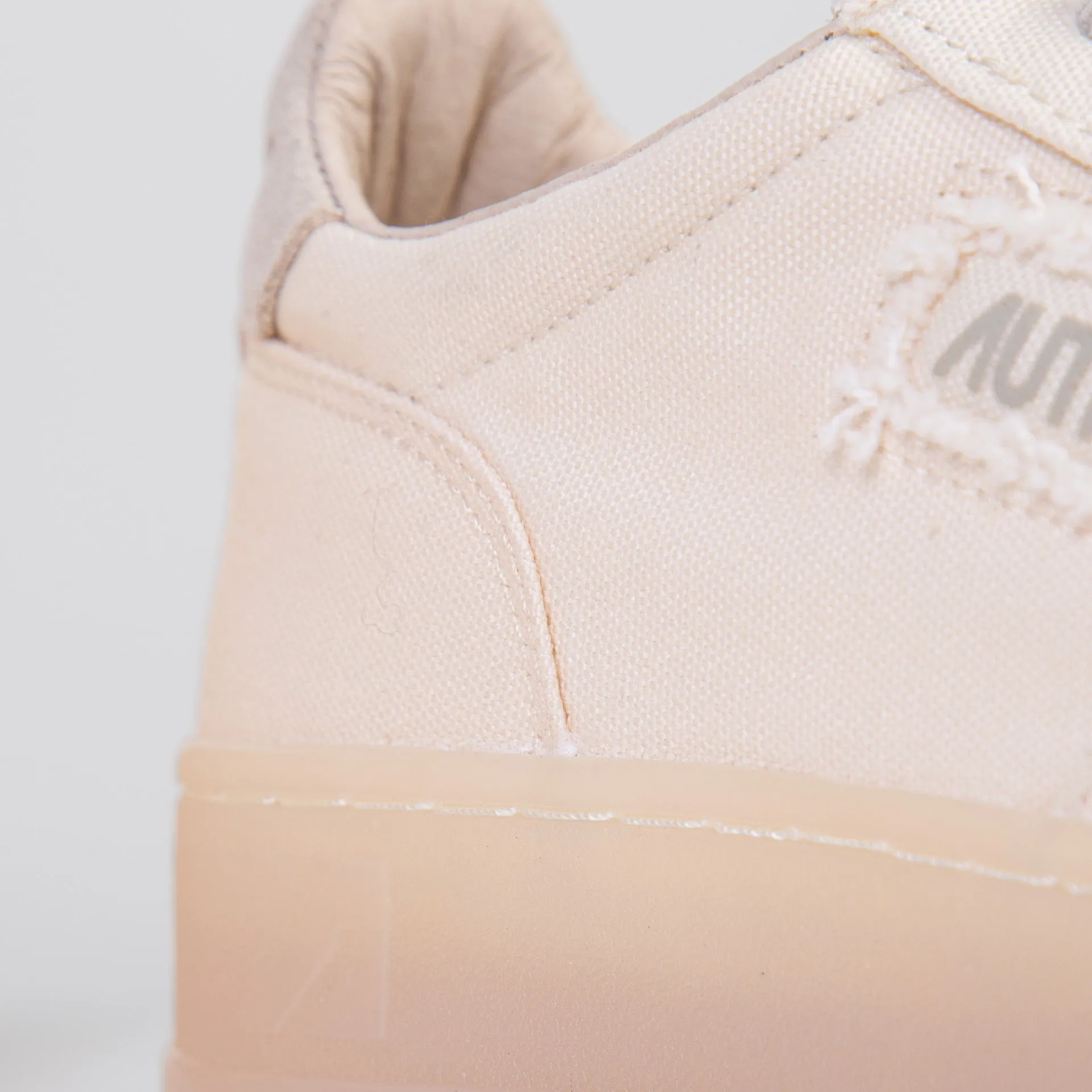 AUTRY SNEAKERS MEDALIST AULW-CA 01