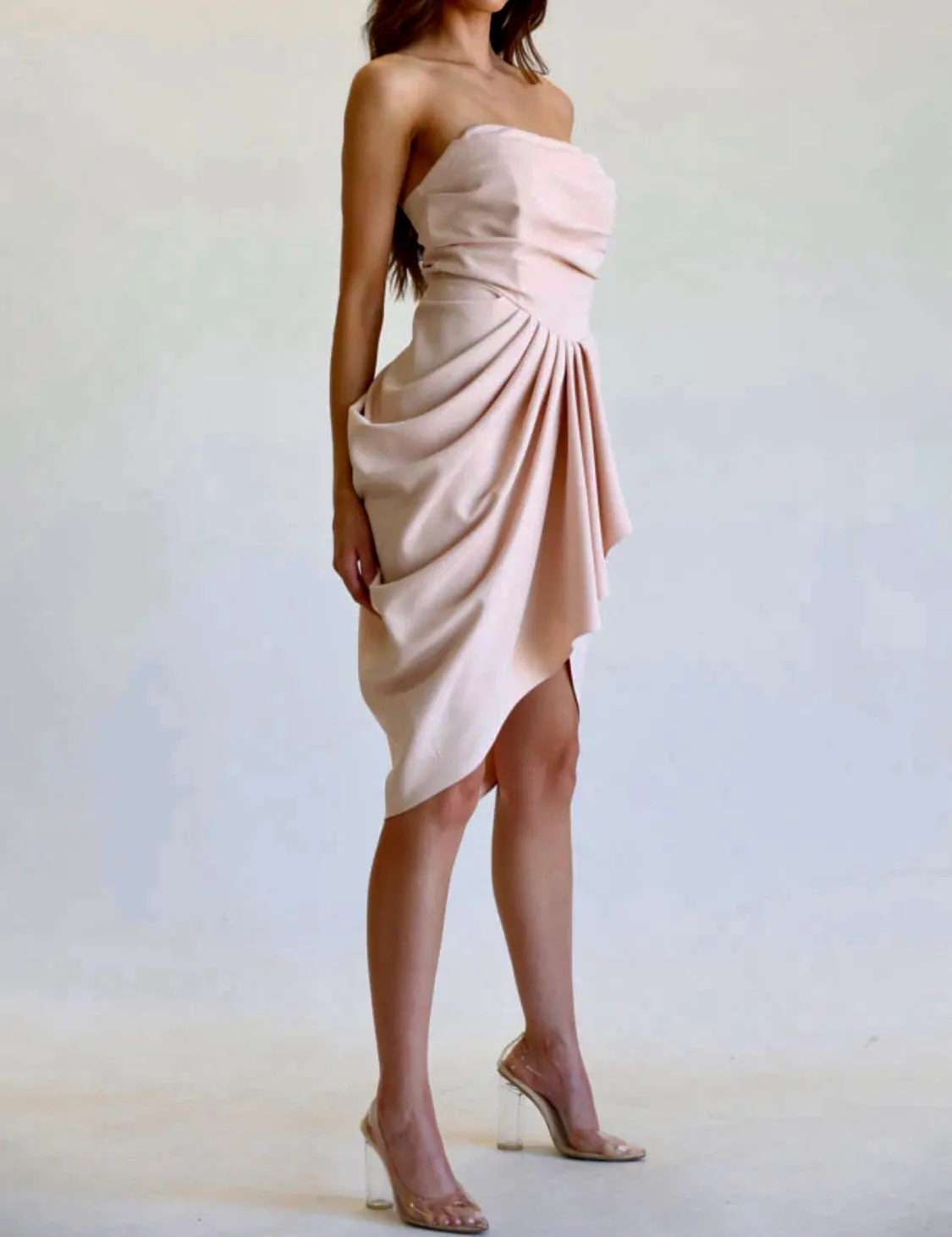 BENITA BLUSH STRAPLESS RUCHED MIDI DRESS