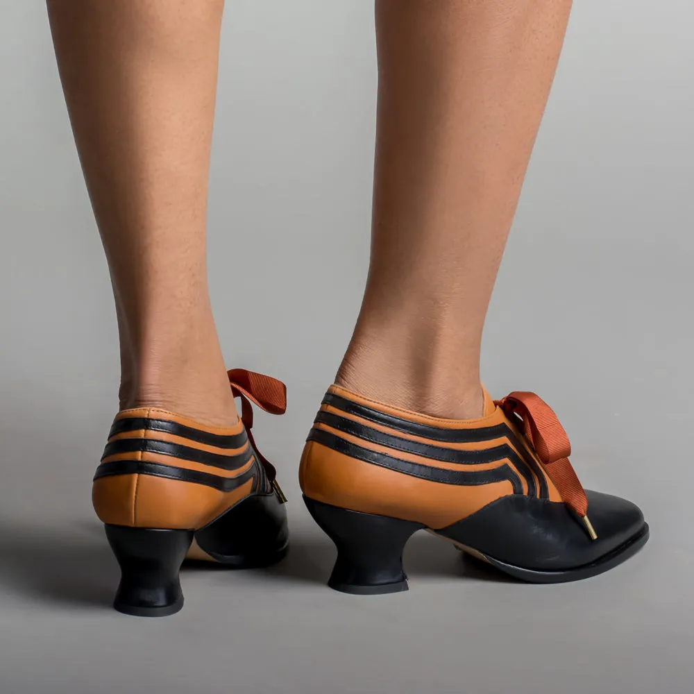 Bernadette Edwardian Oxfords Wide (Cognac/Black)