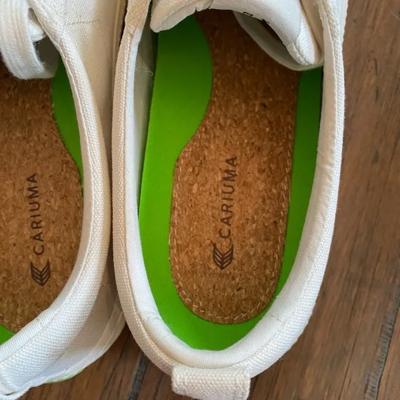 Cariuma Sneaker Unisex Women’s 10.5 Men’s 9 Canvas Made in Brazil NIB Retail $85