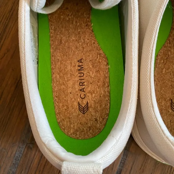 Cariuma Sneaker Unisex Women’s 10.5 Men’s 9 Canvas Made in Brazil NIB Retail $85