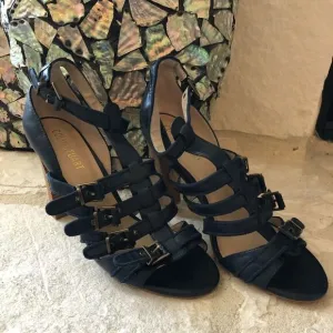 Colin Stuart navy strappy leather heel sz 10