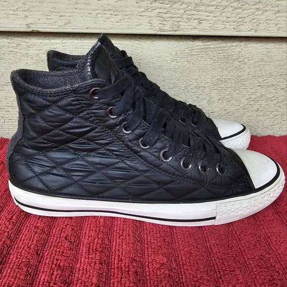 Converse Chuck Taylor All Star Black Quilted Lined Hi-Top Sneakers Size:M7/W9