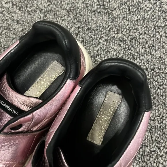 Dolce and gabbana pink sneaker