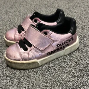 Dolce and gabbana pink sneaker