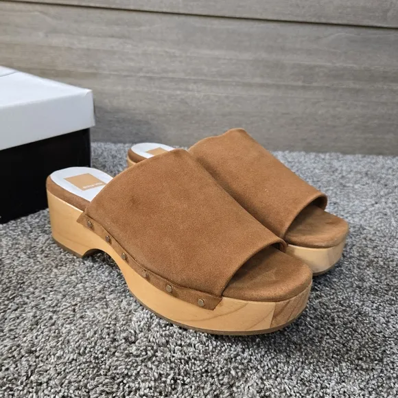 Dolce Vita Dorado Studded Mule Sandal in Saddle Suede NEW size 8.5