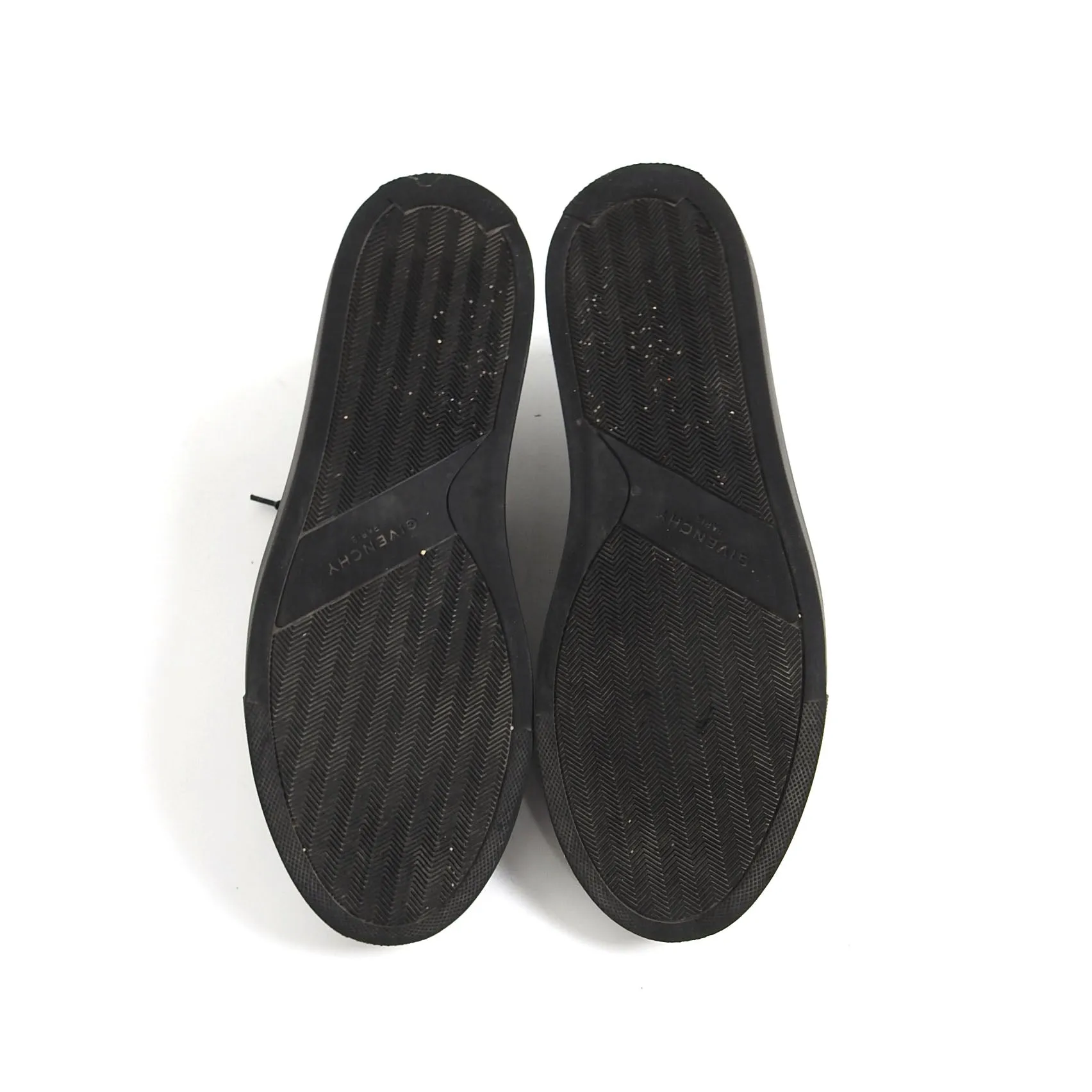 Givenchy Knot Low Top Sneaker Size 40.5