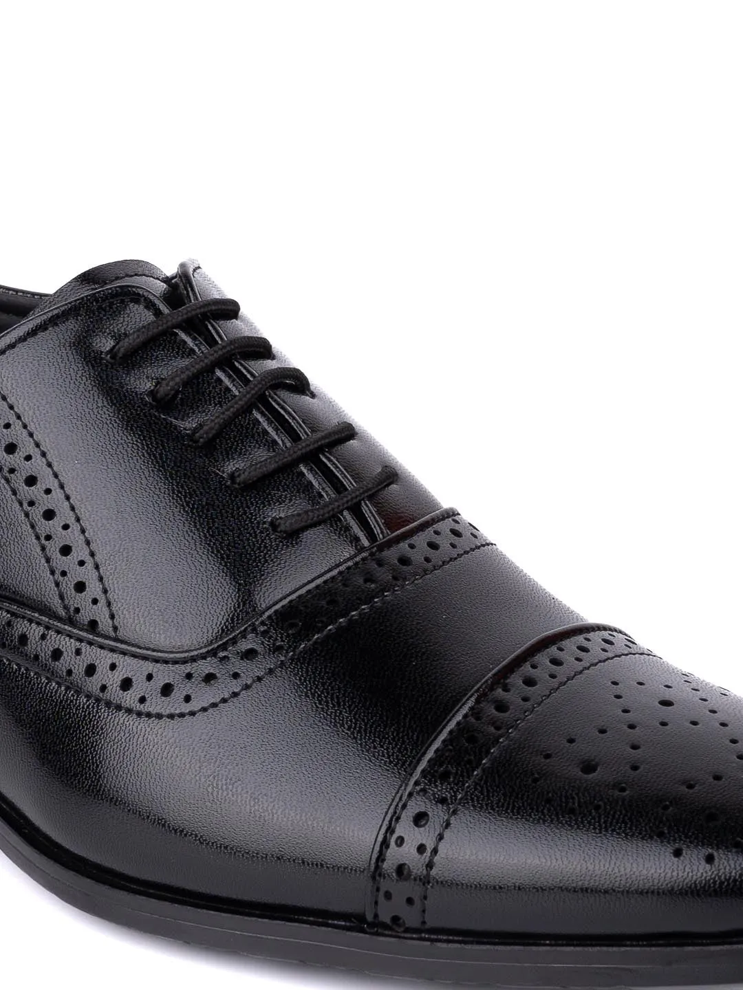 Hydes N Hues Men Black Textured Formal Oxfords