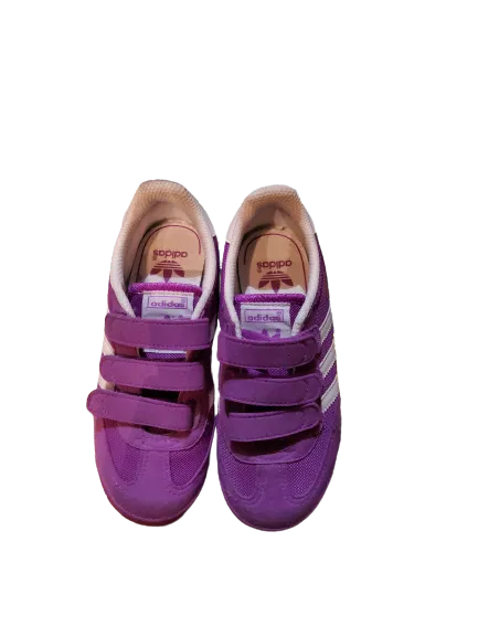 Kids sneakers