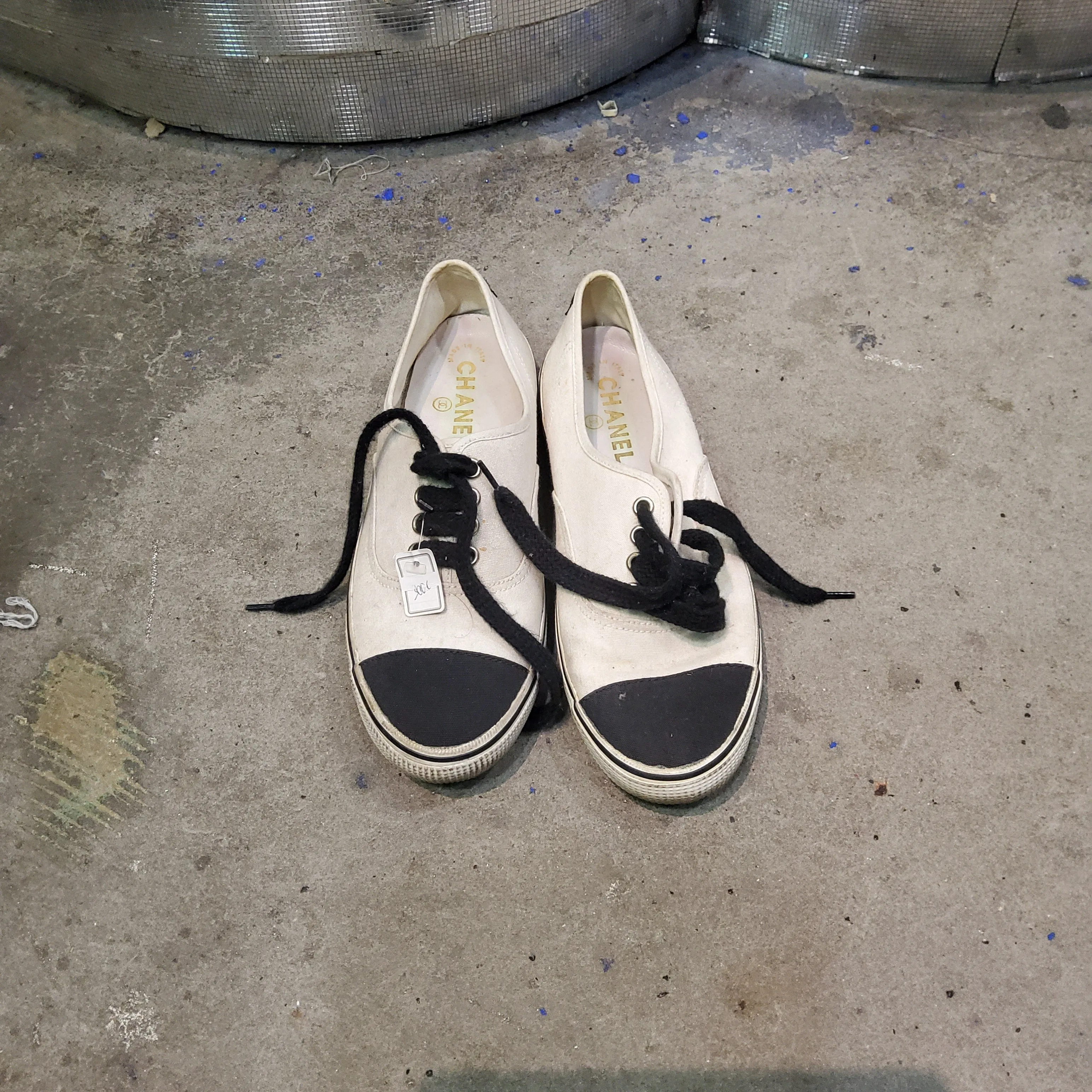 Low sneakers