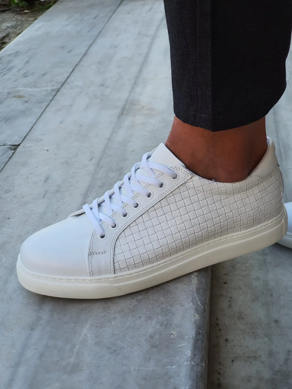 Montreal White Low-Top Sneakers