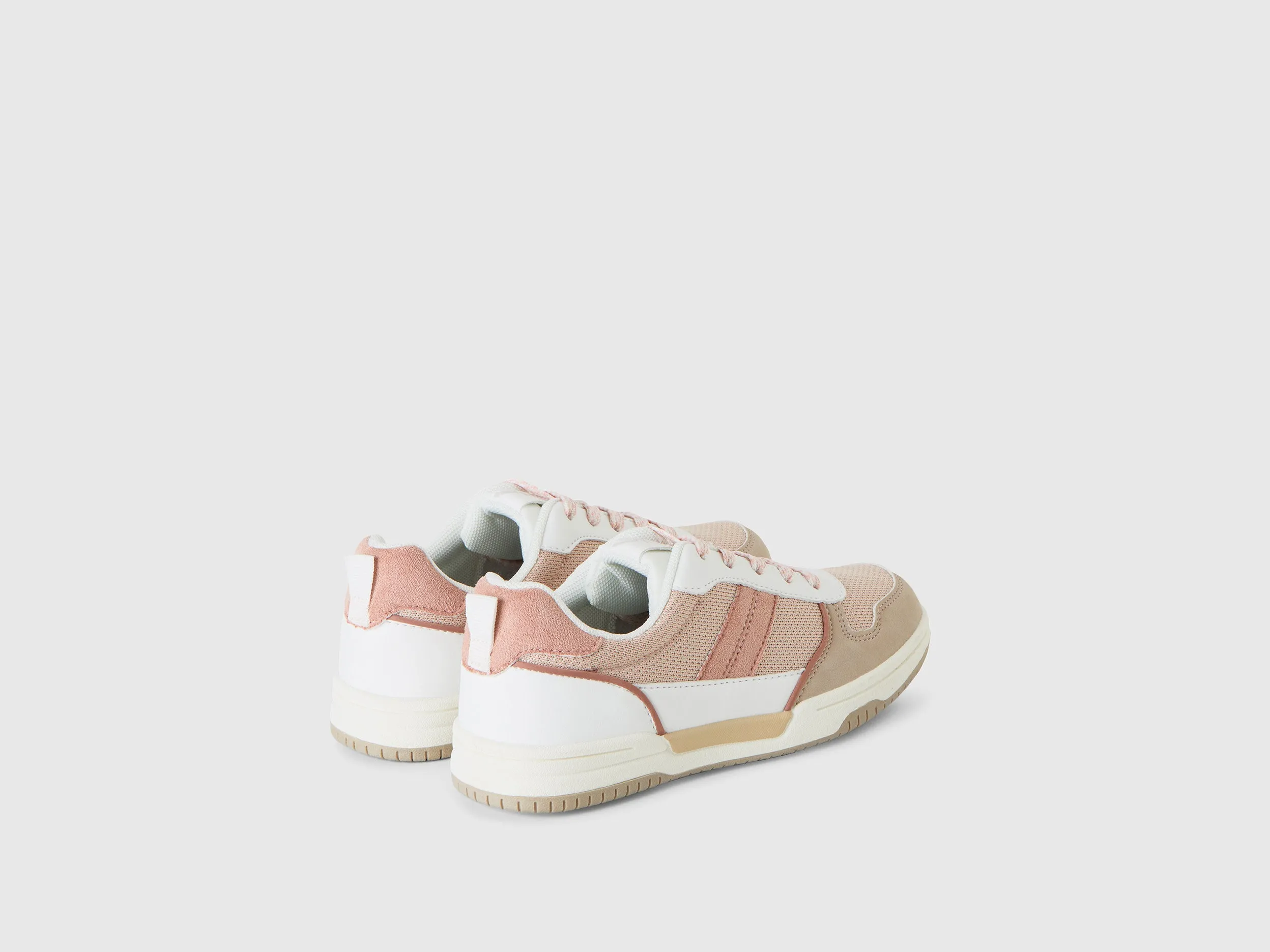 MULTICOLORED SNEAKERS