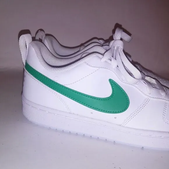 Nike Sneakers Size 5.5 Youth Court Borough Low Recraft GS White Stadium Green
