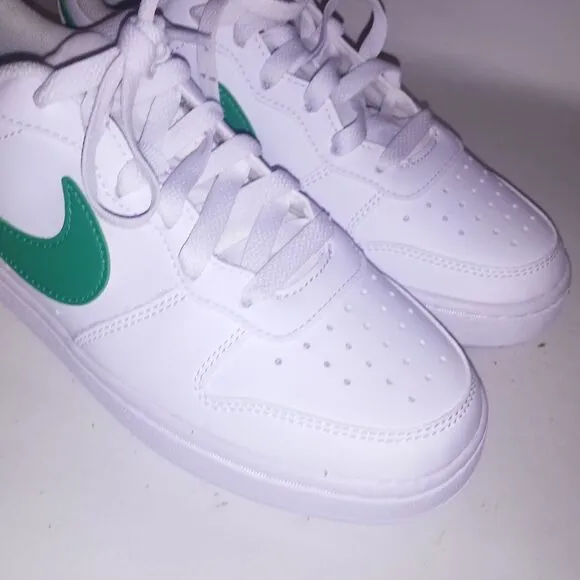 Nike Sneakers Size 5.5 Youth Court Borough Low Recraft GS White Stadium Green