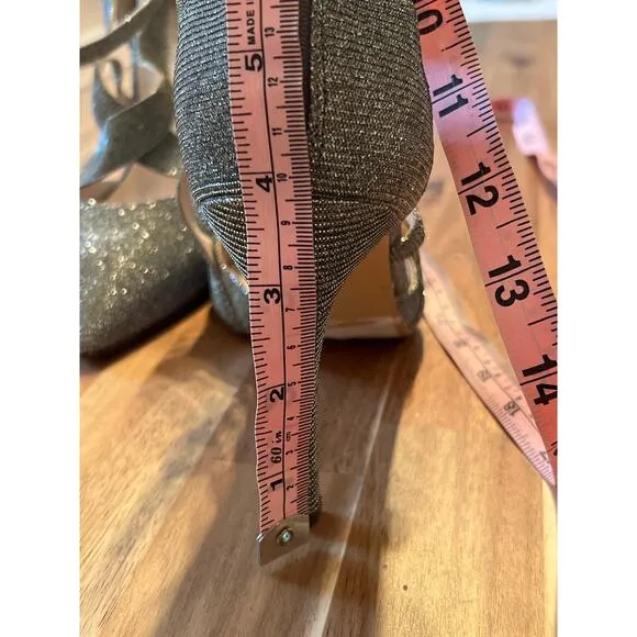 Nine West silver glitter‎ size 8 strappy heel