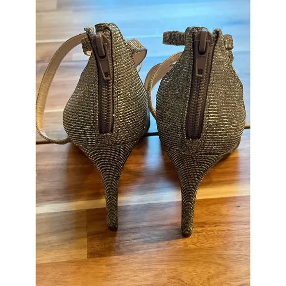 Nine West silver glitter‎ size 8 strappy heel