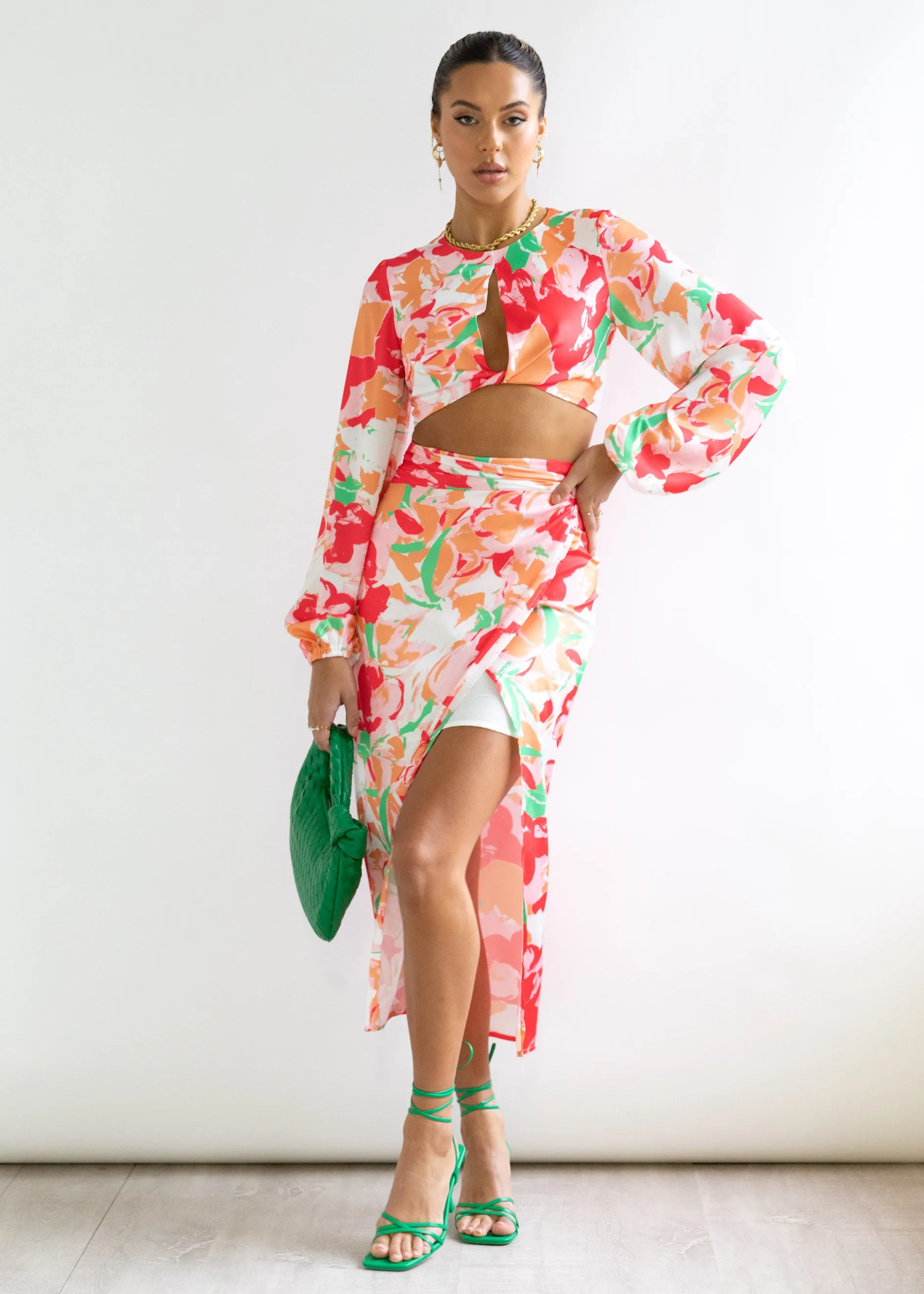 Olicia Set - Red Floral