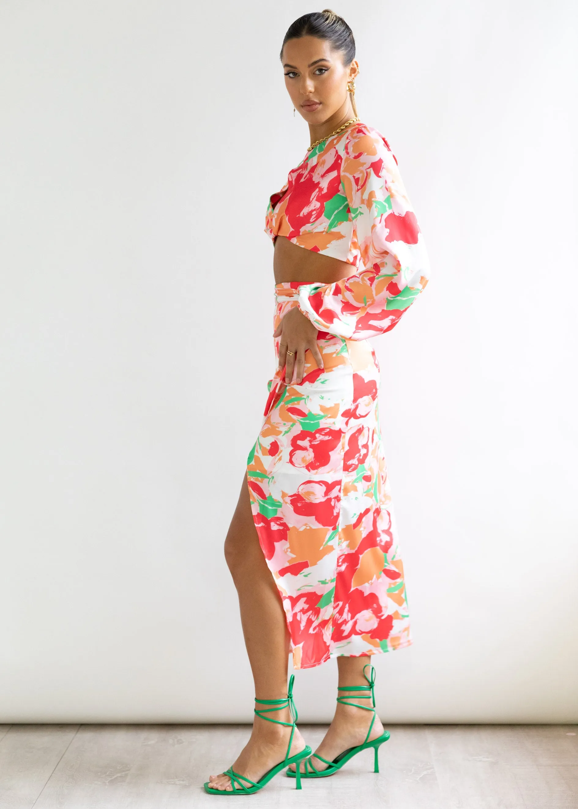 Olicia Set - Red Floral