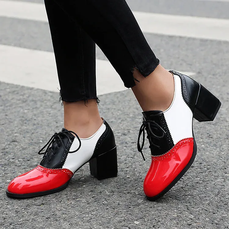 Oxfords brogue con lacci e tacco spesso color block, punta rotonda 
