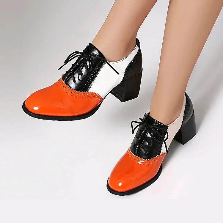 Oxfords brogue con lacci e tacco spesso color block, punta rotonda 