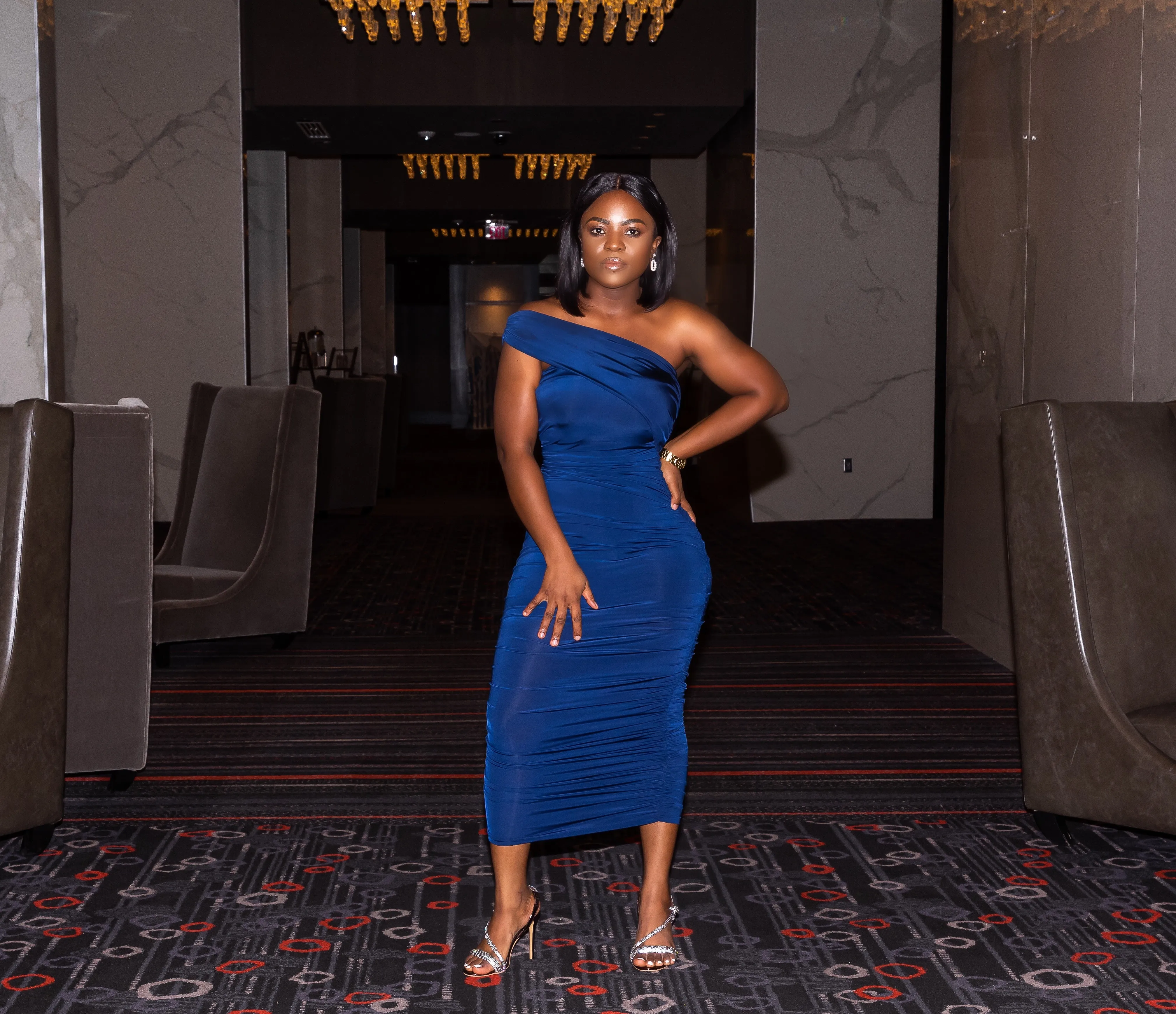 Queen One Shoulder Midi Dress