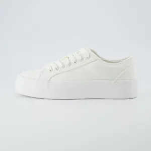 Tag Low Top Canvas Sneaker