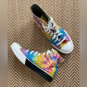 UNIF Blotter Tie-Dye High Top Sneaker UNISEX (Men 8/Women 9.5)